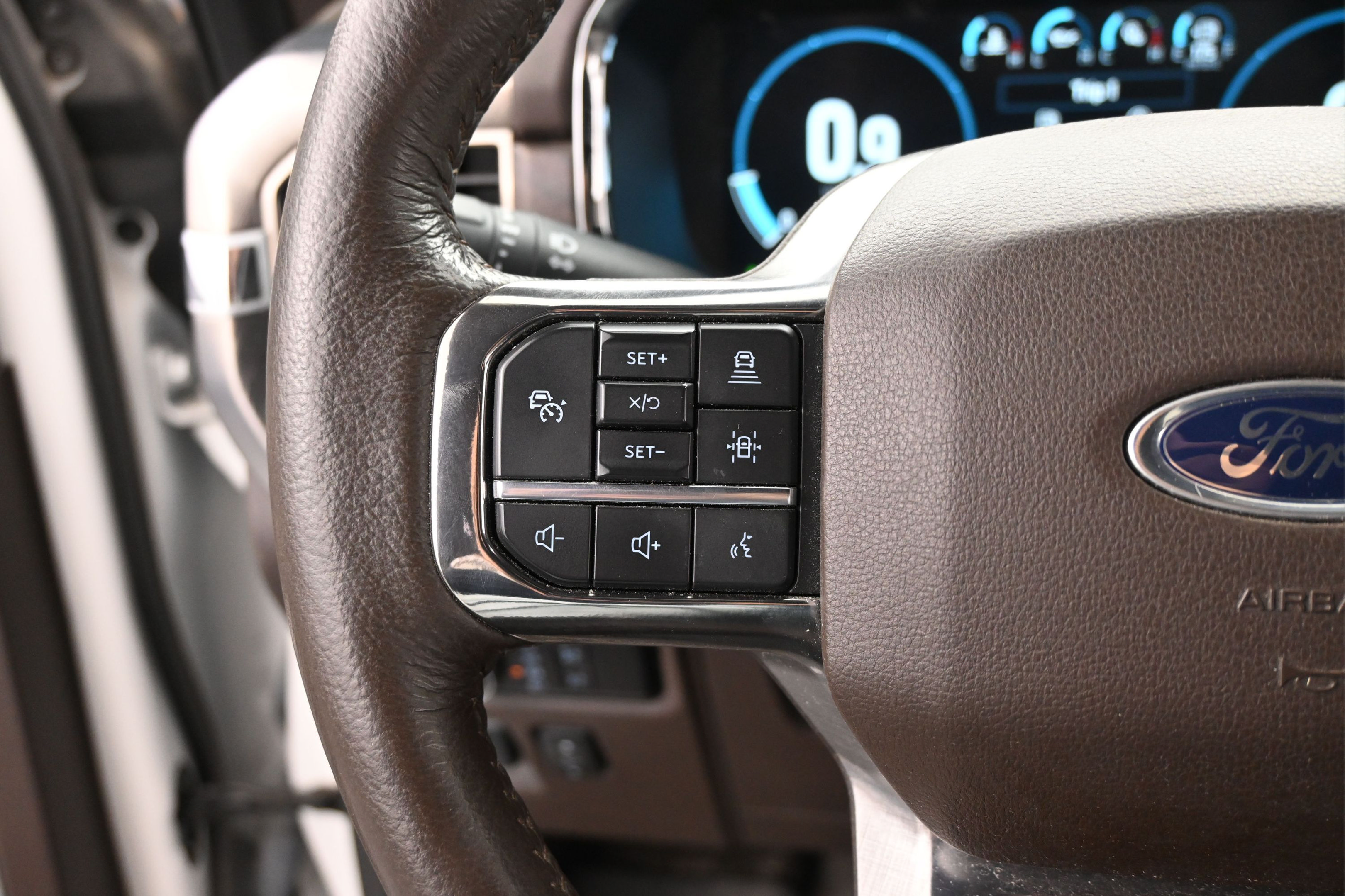 Used 2023 Ford F150 King Ranch w/ Equipment Group 601A High AWD/4WD image 14