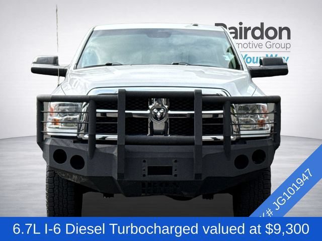 Used 2018 RAM 2500 Tradesman w/ Chrome Appearance Group AWD/4WD image 2
