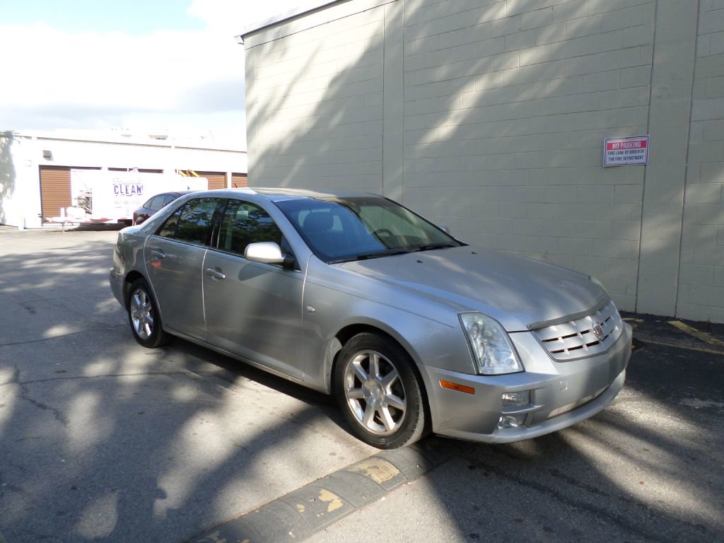 Used 2005 Cadillac STS w/ Preferred Equipment Group RWD image 2