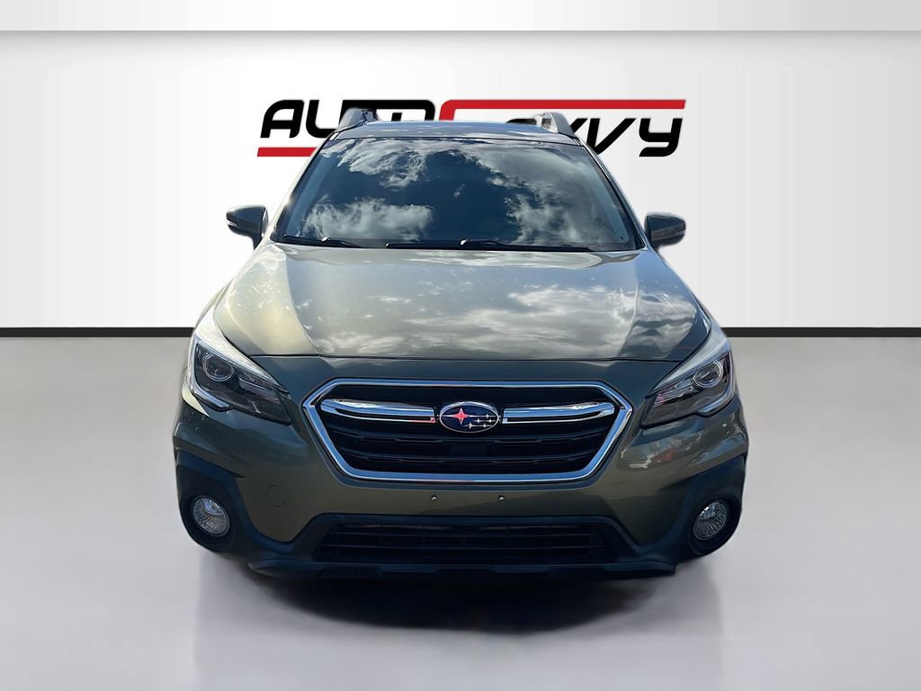 Used 2019 Subaru Outback 3.6R Limited AWD/4WD image 2