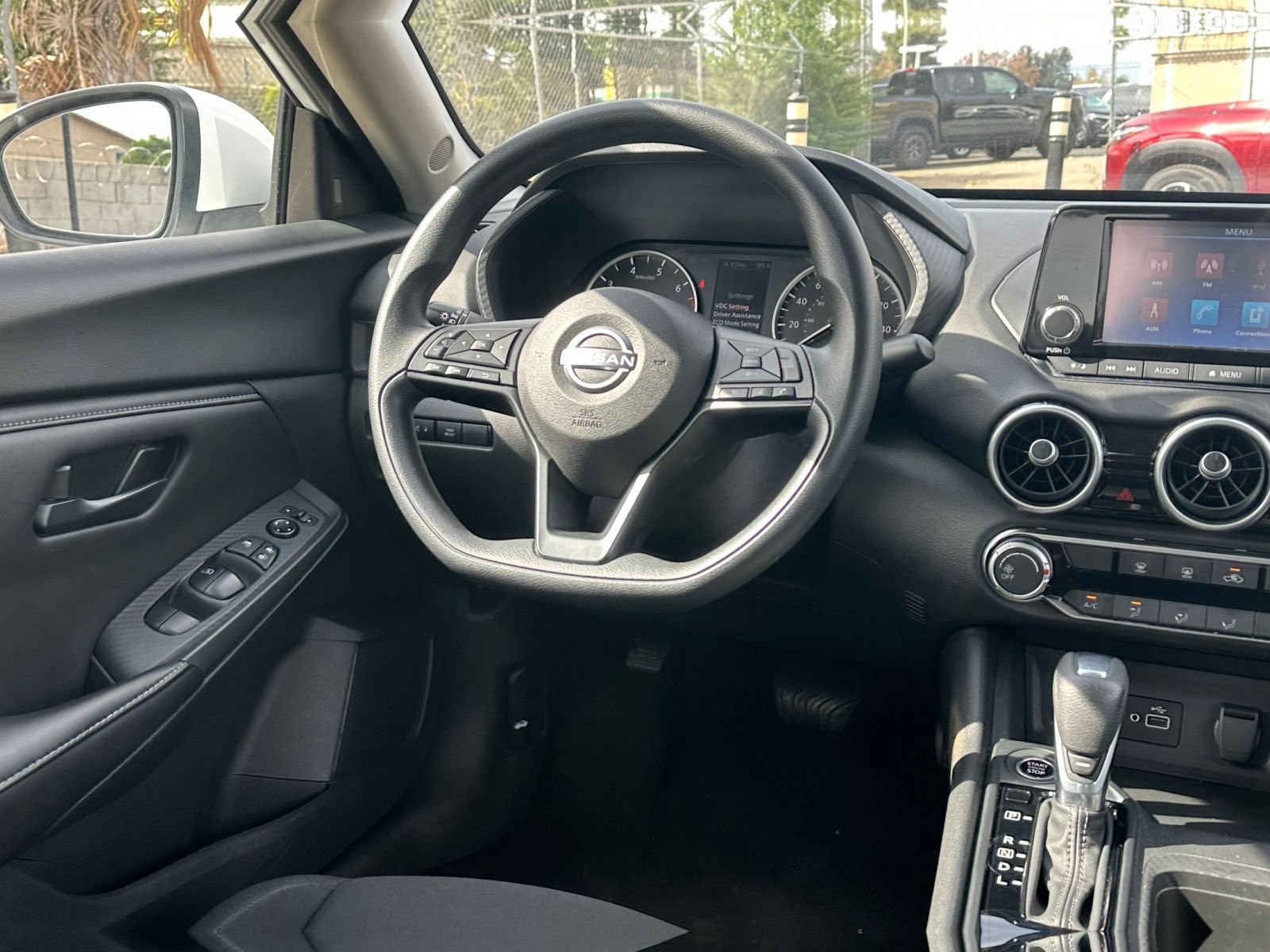 Used 2025 Nissan Sentra S FWD image 31