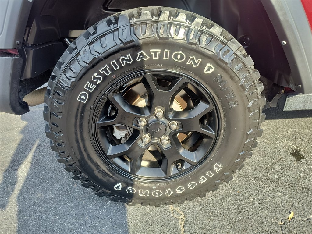 Used 2021 Jeep Wrangler Sport image 13