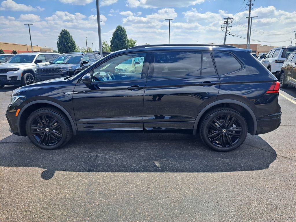 Used 2022 Volkswagen Tiguan SE R-Line AWD/4WD image 6