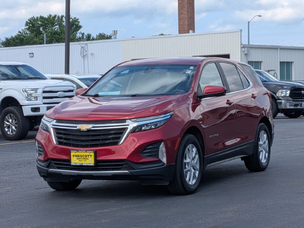 Used 2023 Chevrolet Equinox LT FWD image 3