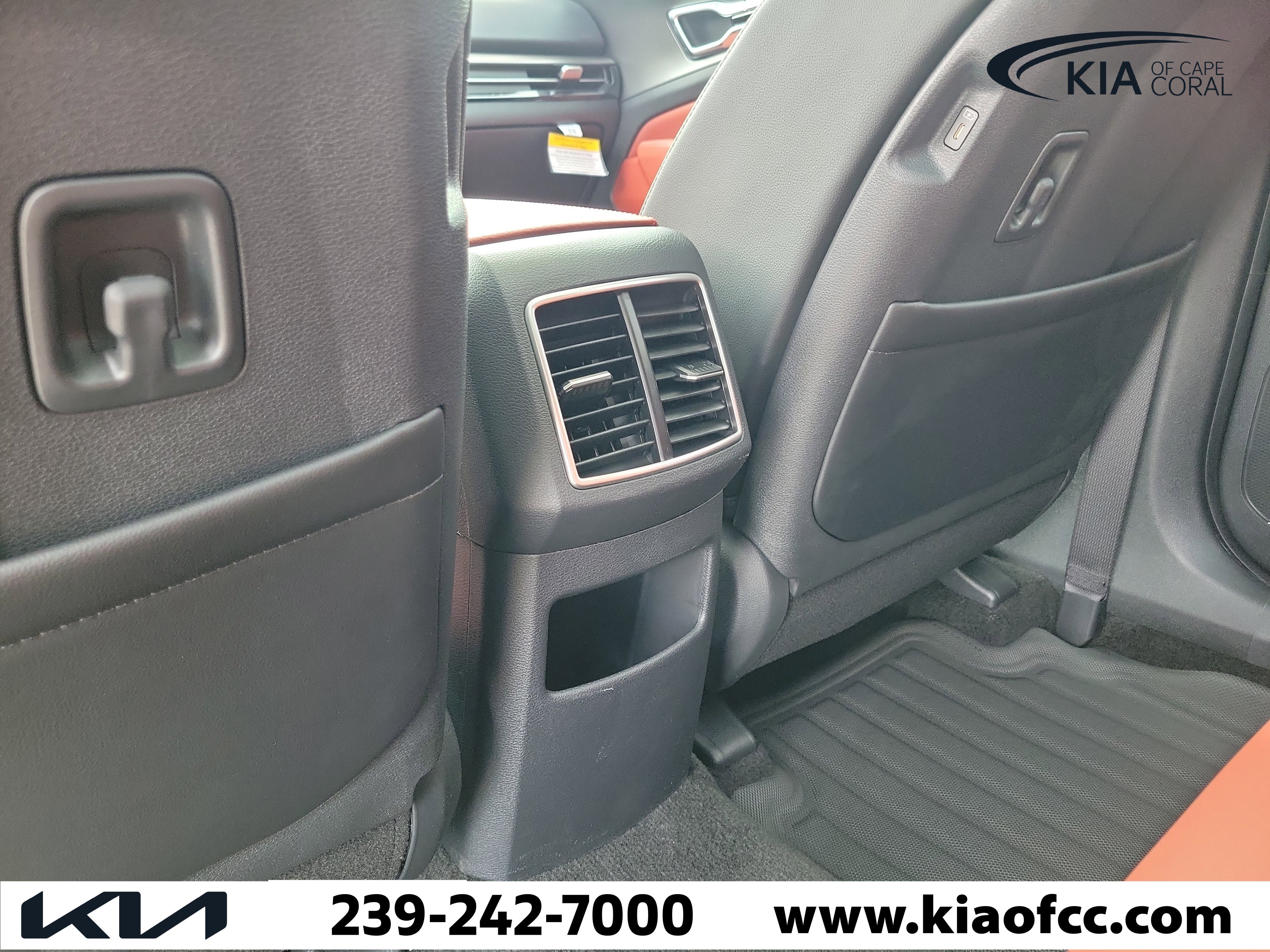 New 2026 Kia Sportage SX AWD/4WD image 14