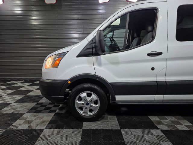 Used 2017 Ford Transit 350 XLT image 33