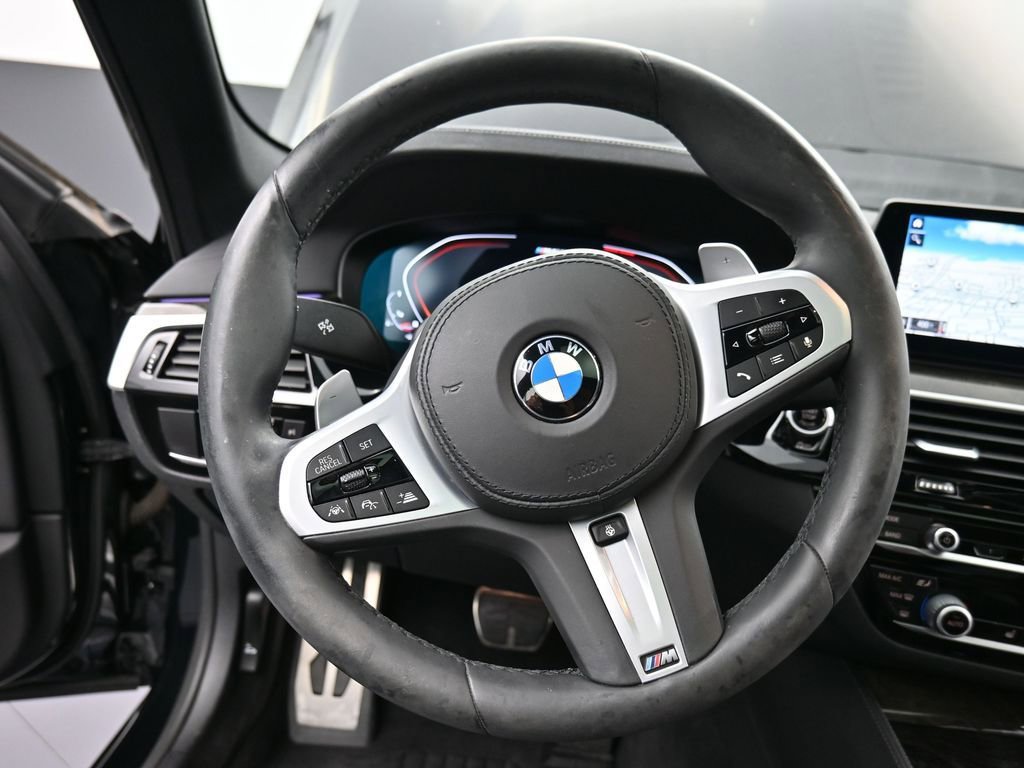 Used 2020 BMW M550i xDrive image 14