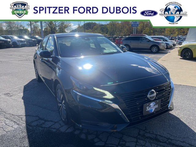 Used 2023 Nissan Altima 2.5 SV w/ SV Premium Package