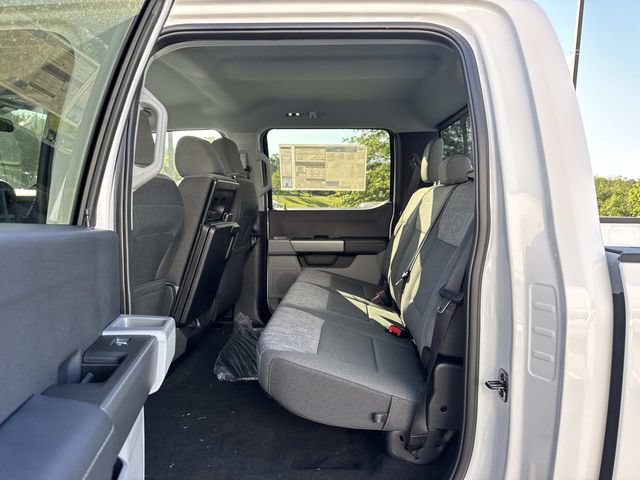 New 2026 Ford F250 XLT w/ FX4 Off-Road Package AWD/4WD image 13