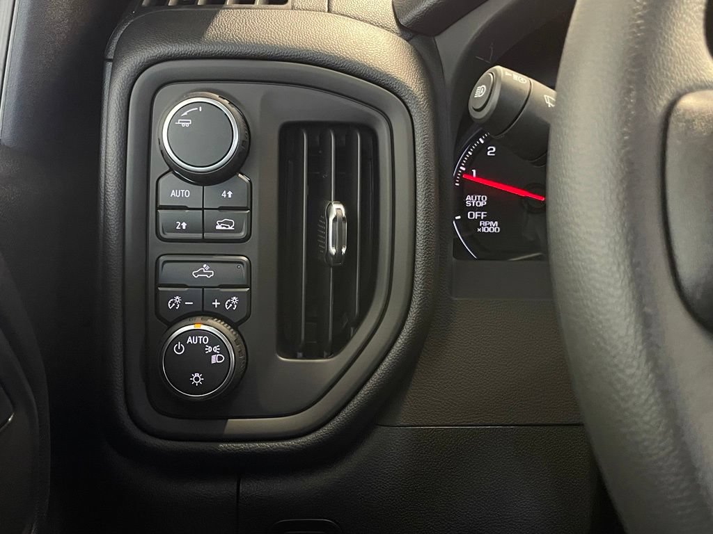 New 2026 Chevrolet Silverado 1500 Custom w/ Turbomax Blackout Package AWD/4WD image 13