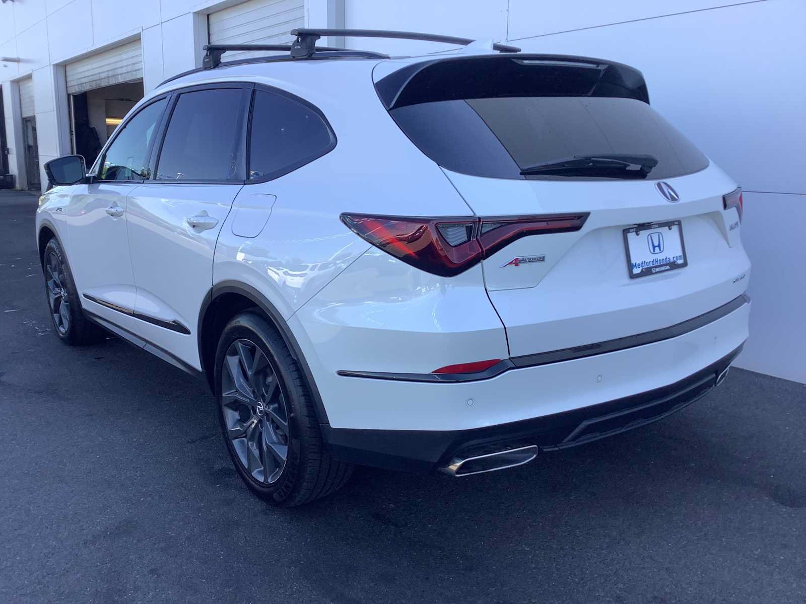 Used 2023 Acura MDX A-Spec AWD/4WD image 4
