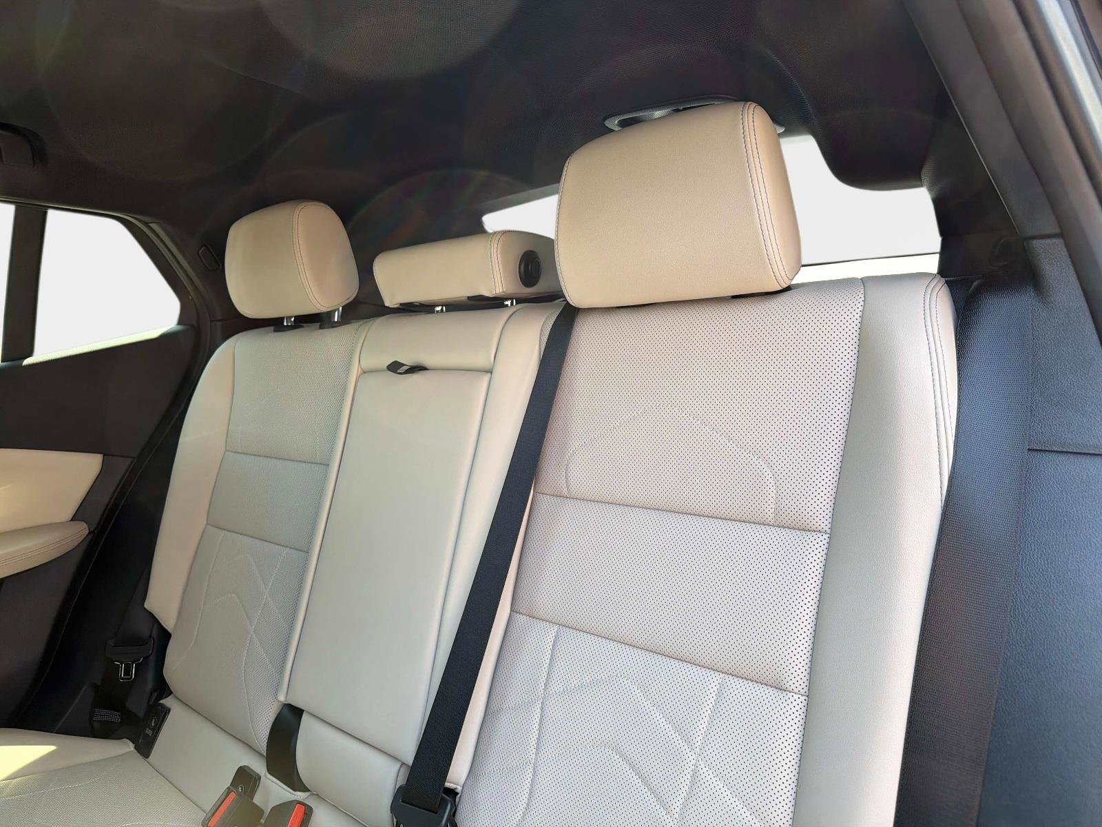 Used 2025 BMW X2 xDrive28i w/ Technology Package image 14