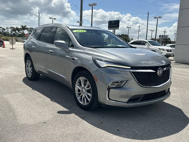 Used 2023 Buick Enclave Avenir w/ Avenir Technology Package FWD image 9
