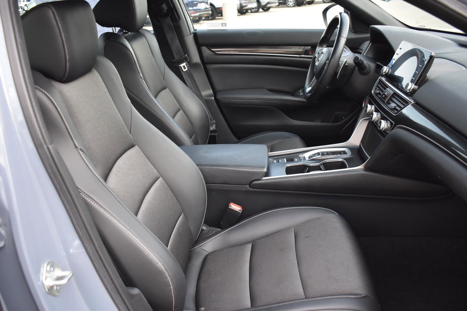 Used 2022 Honda Accord Sport image 12
