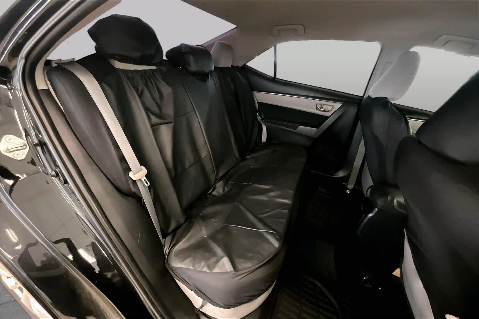 Used 2016 Toyota Corolla LE FWD image 19