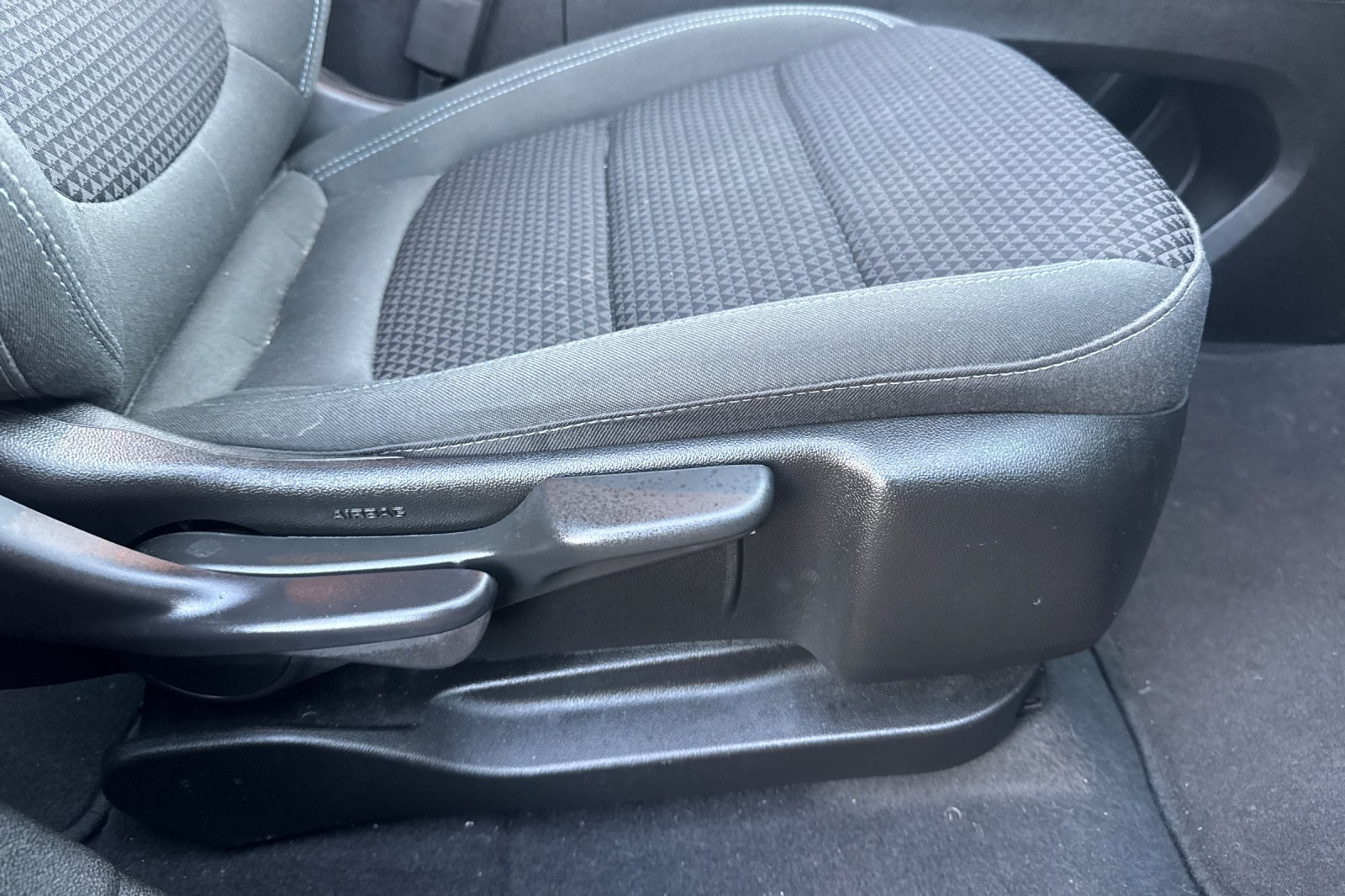 Used 2023 Chevrolet Bolt EUV LT w/ Driver Confidence Package FWD image 24