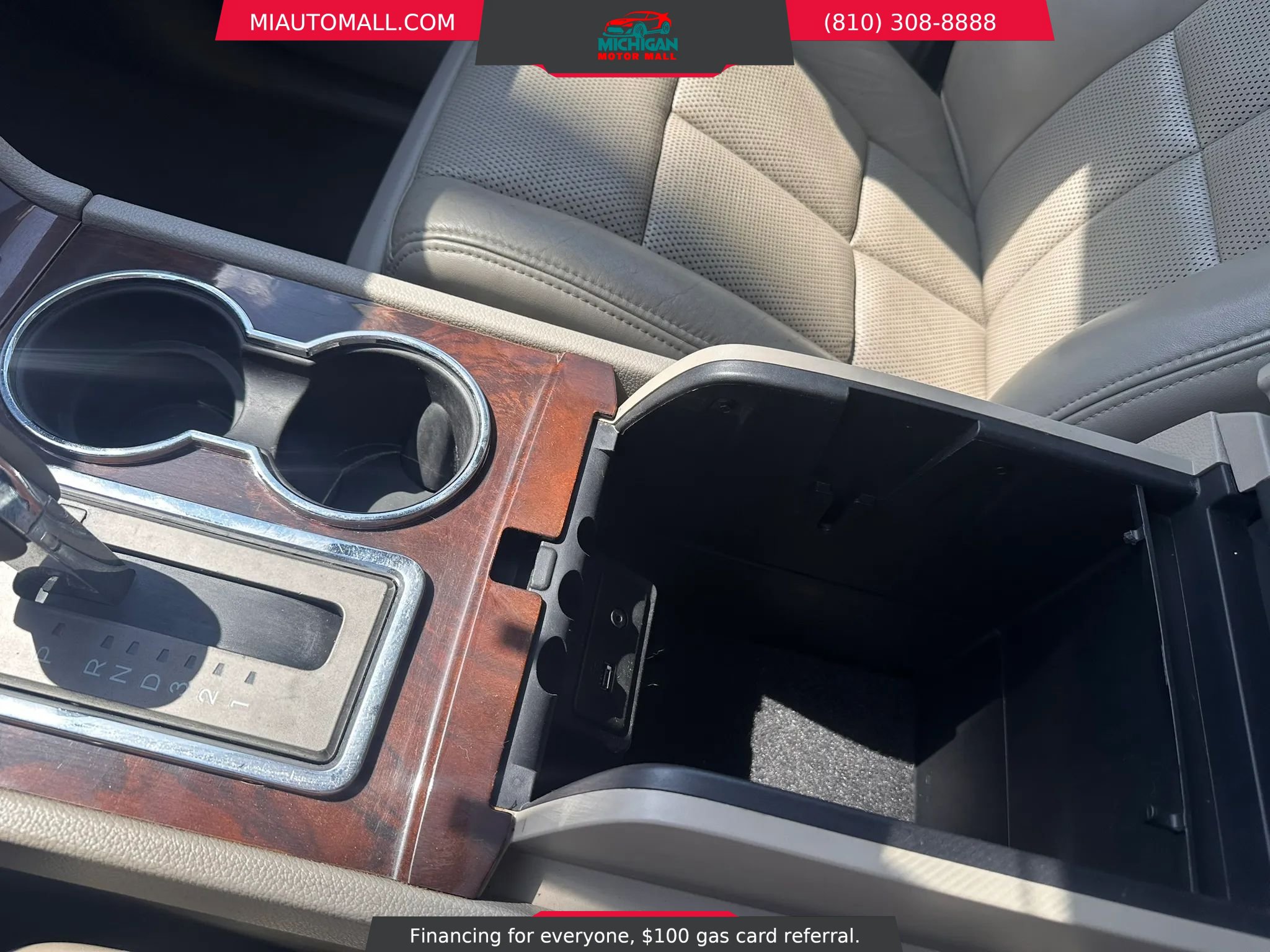 Used 2012 Lincoln Navigator 4WD image 16