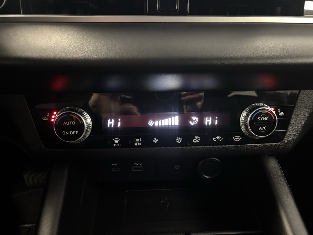 Used 2024 Mitsubishi Outlander SE image 4