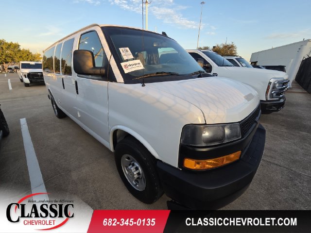 Used 2025 Chevrolet Express 3500 LS RWD image 1