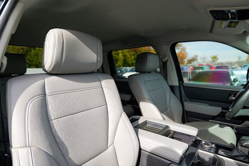 Used 2023 Toyota Tundra Limited image 38