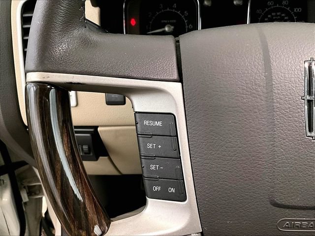 Used 2008 Lincoln MKX AWD image 18