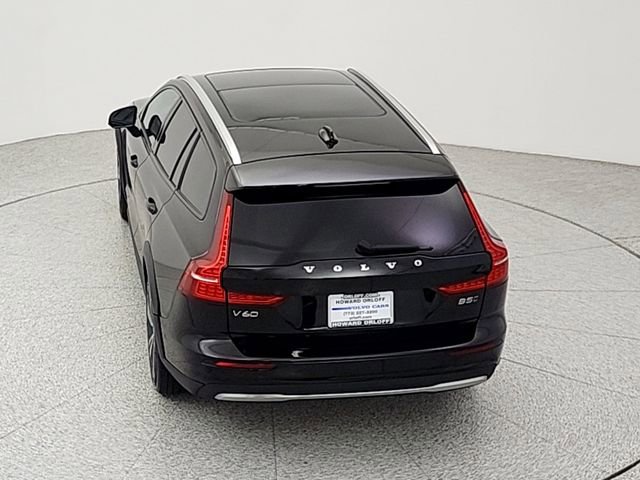 Used 2025 Volvo V60 B5 Cross Country Plus AWD/4WD image 32