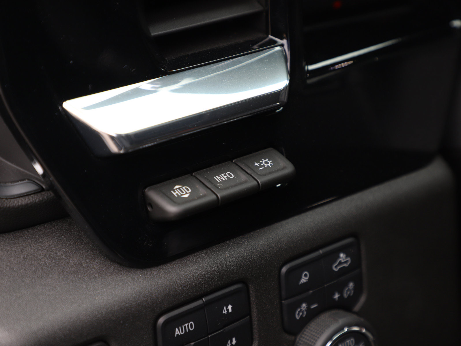Used 2024 Chevrolet Silverado 3500 High Country w/ High Country Premium Package AWD/4WD image 29