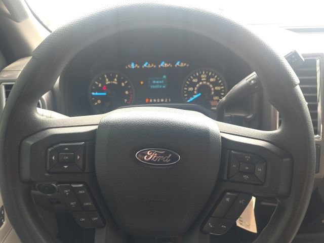 Used 2015 Ford F150 XLT AWD/4WD image 19