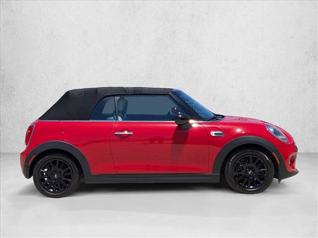 Used 2019 MINI Cooper Convertible w/ Signature Upholstery Package FWD image 4