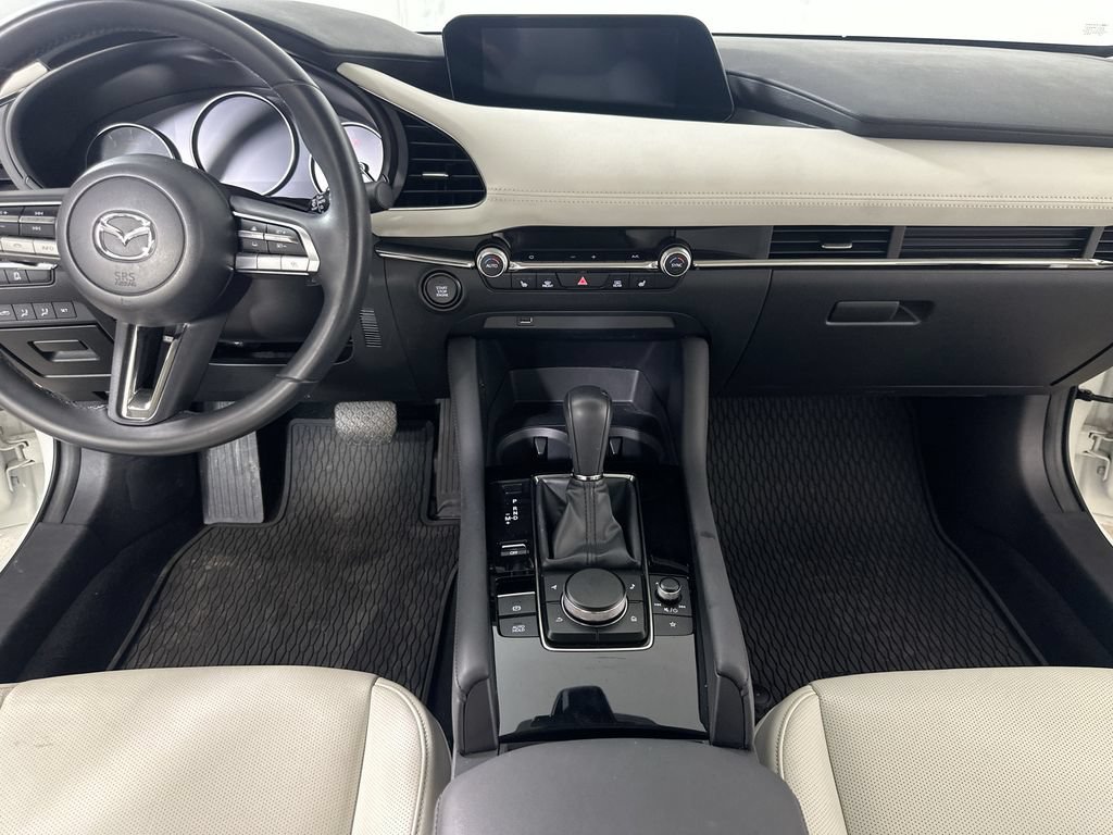 Used 2021 MAZDA MAZDA3 s FWD image 18