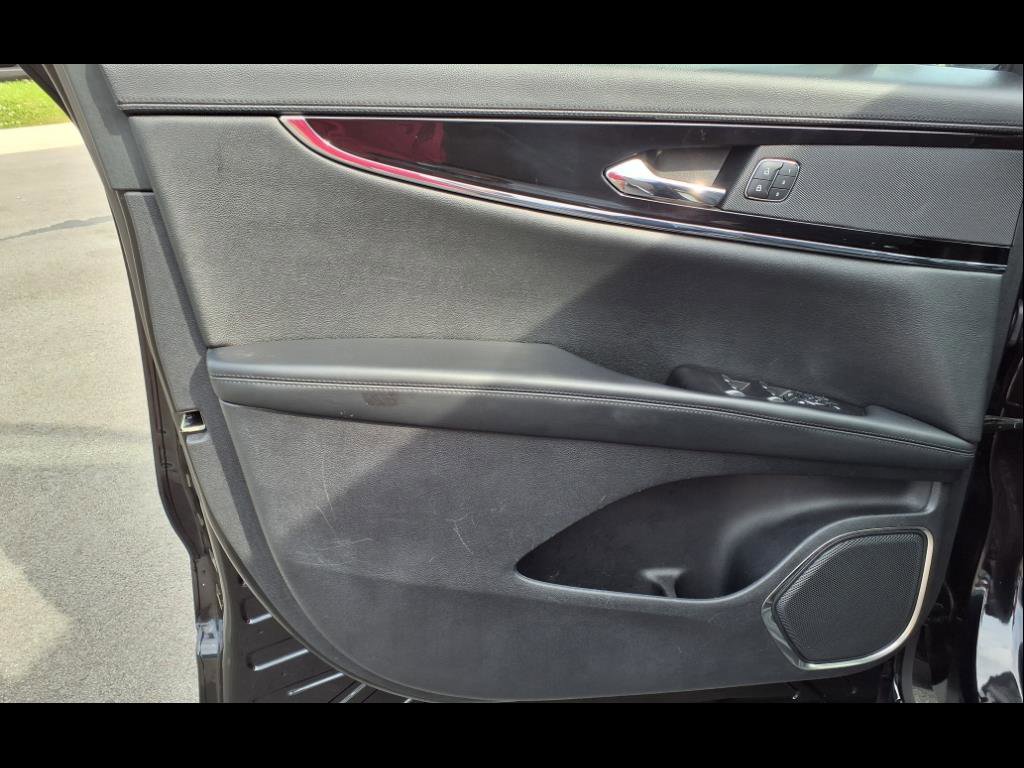 Used 2022 Lincoln Nautilus AWD w/ Premium Package image 33