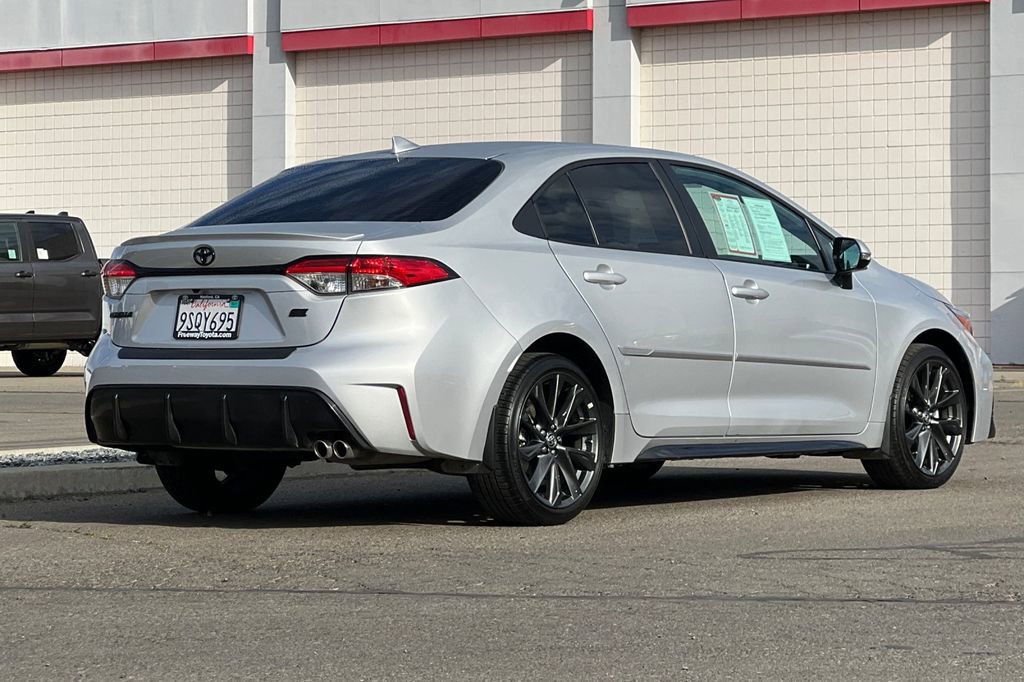 Certified 2025 Toyota Corolla SE image 5