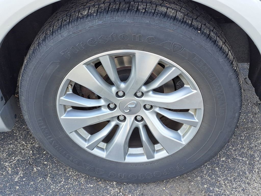 Used 2017 INFINITI QX80 4WD w/ Driver Assistance Package image 10