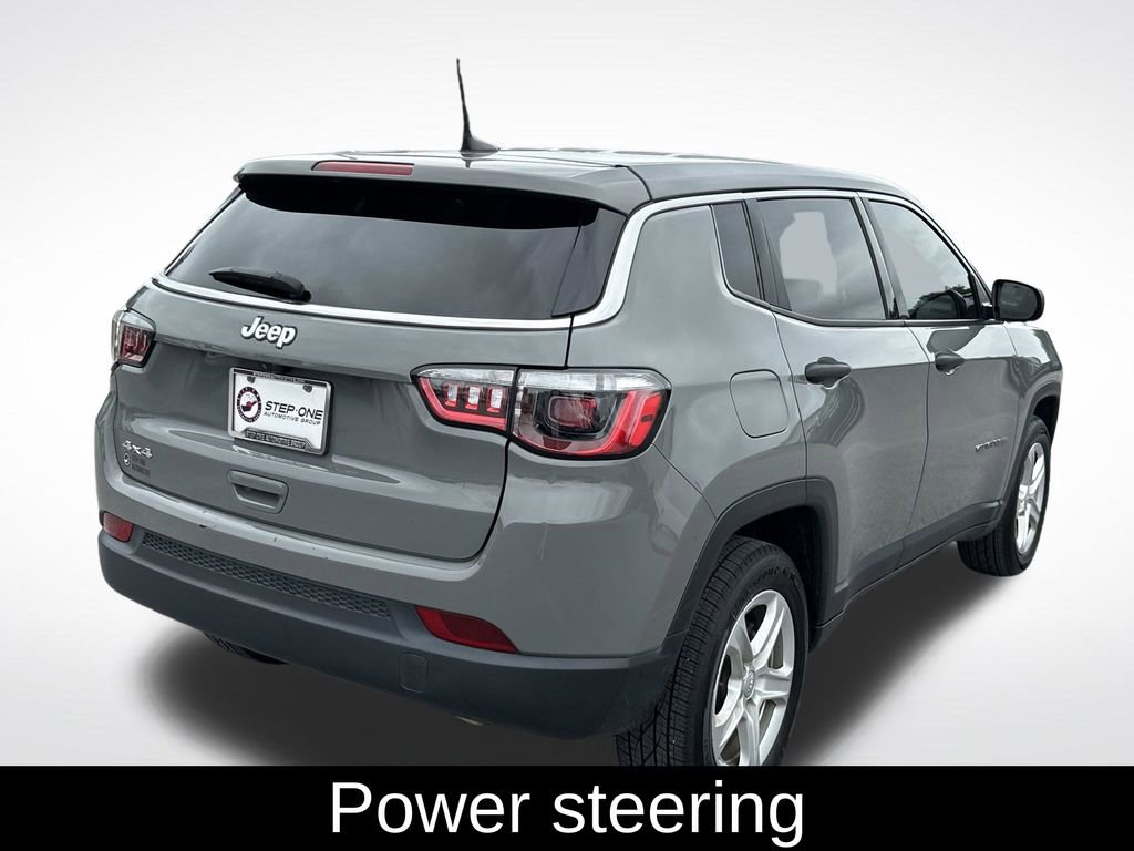 Used 2023 Jeep Compass Sport AWD/4WD image 6