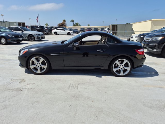 Used 2012 Mercedes-Benz SLK 350 image 8