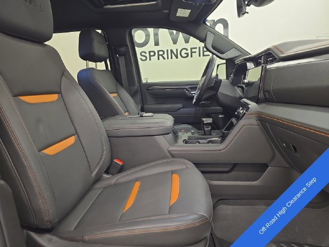 Used 2026 GMC Sierra 1500 AT4 w/ AT4 Premium Package AWD/4WD image 10