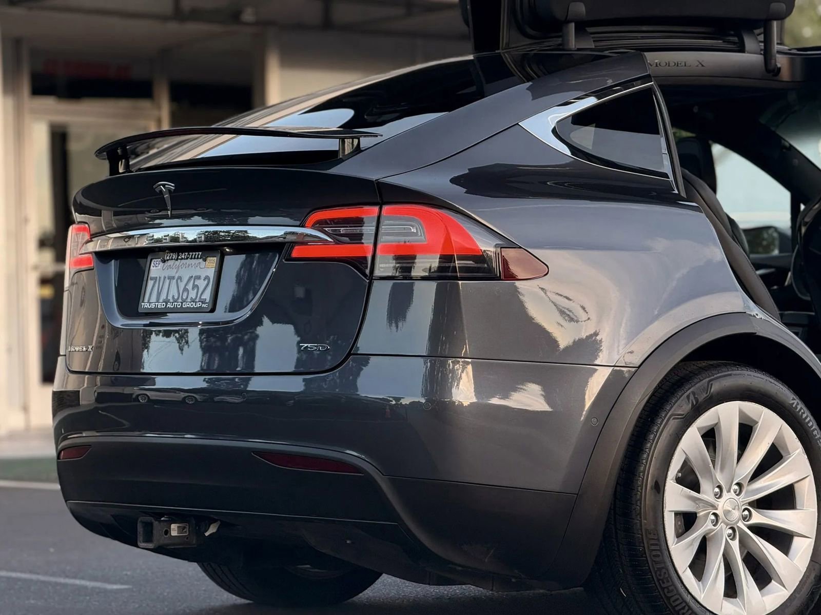 Used 2016 Tesla Model X 75D AWD/4WD image 9