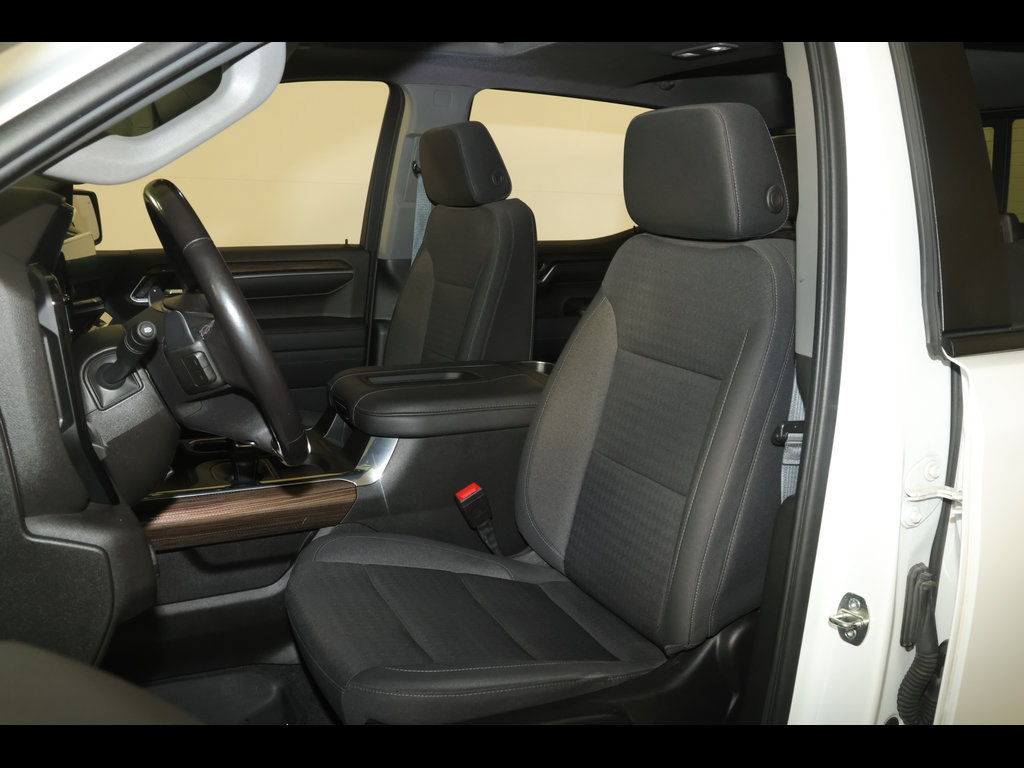 Used 2022 Chevrolet Silverado 1500 RST AWD/4WD image 25