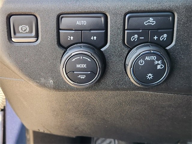 Used 2023 Chevrolet Silverado 1500 LT image 21