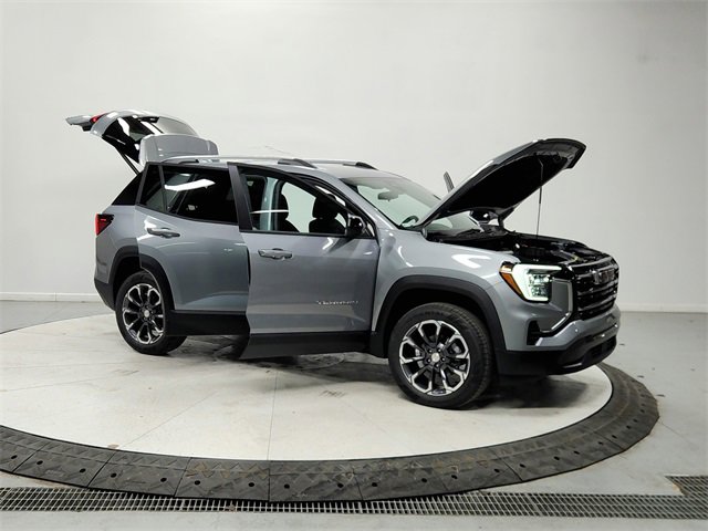 New 2026 GMC Terrain Elevation w/ Elevation Premium Package image 9