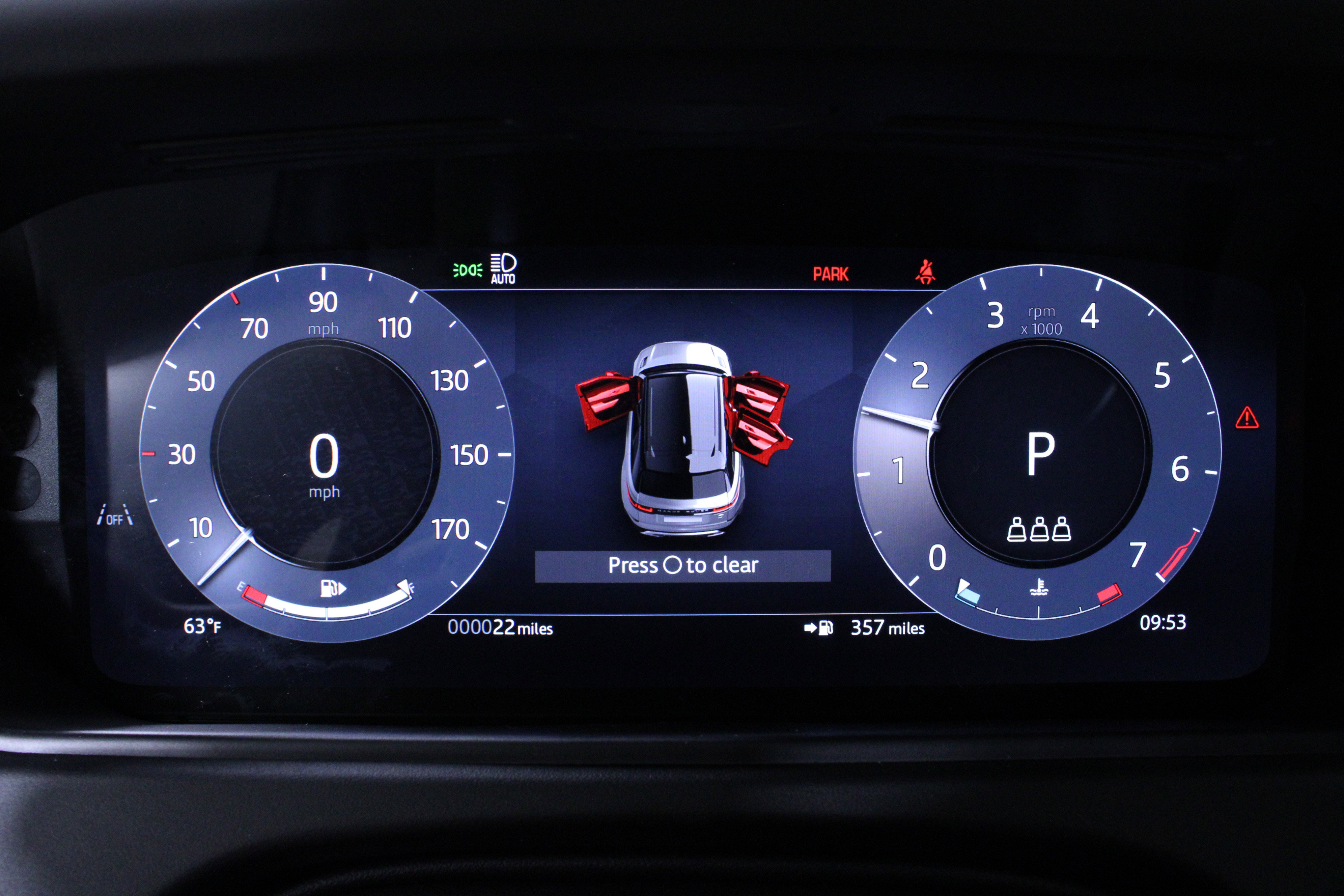 New 2026 Land Rover Range Rover Velar Dynamic SE image 18