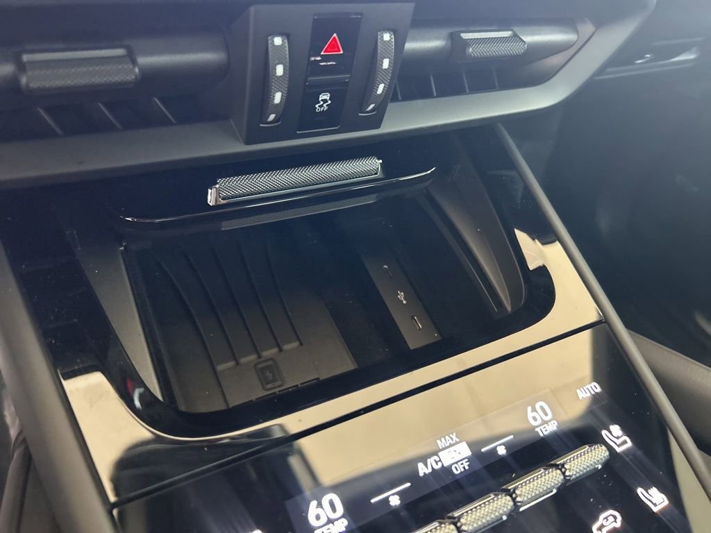 Used 2025 Porsche Cayenne S image 49