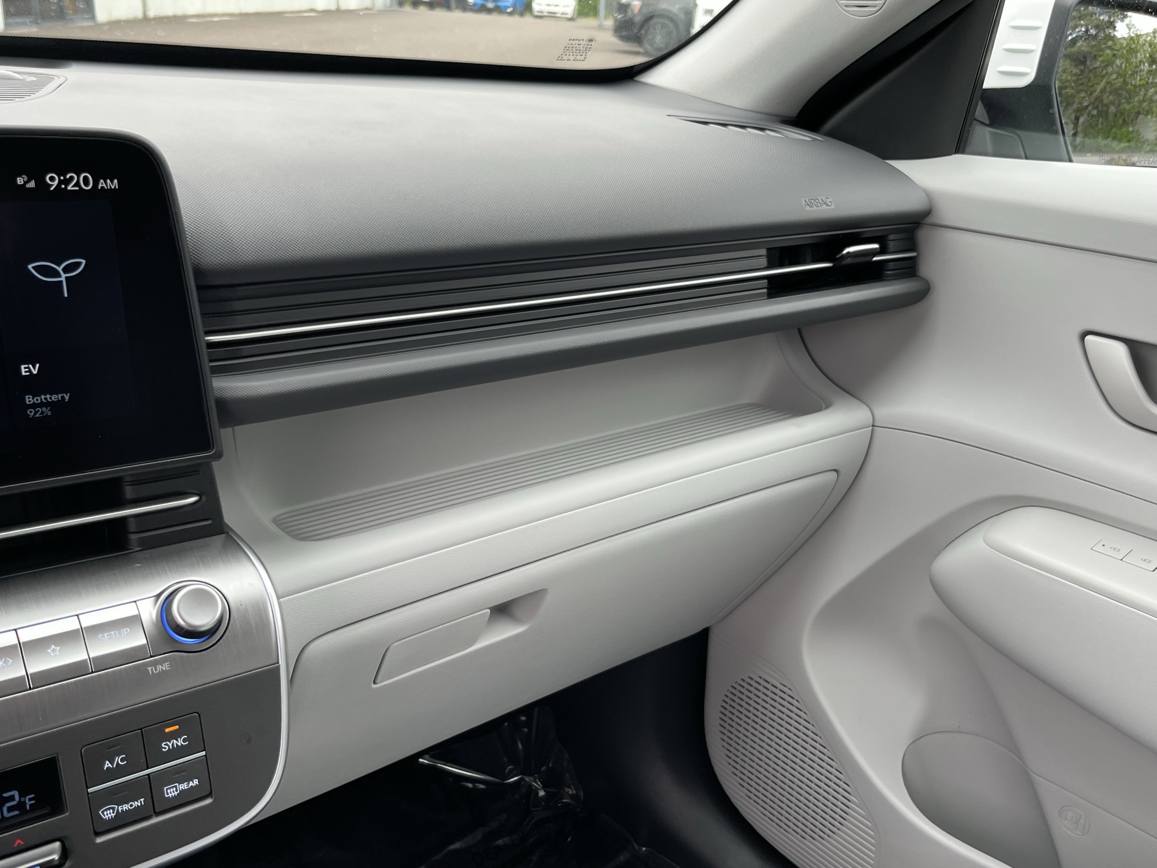 Certified 2024 Hyundai Kona SEL FWD image 24
