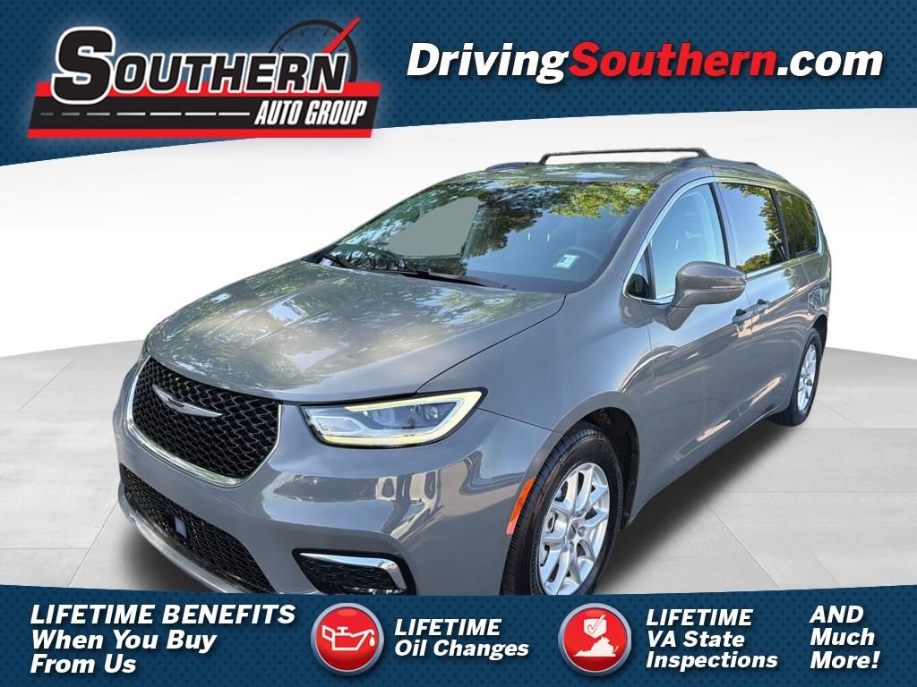 Used 2022 Chrysler Pacifica Touring-L image 1