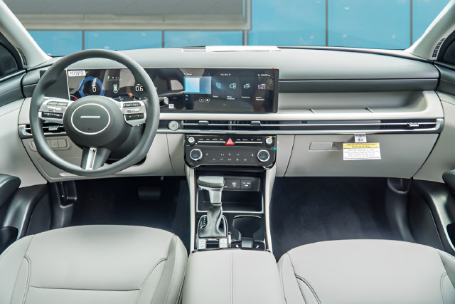 New 2026 Hyundai Tucson SEL Plus AWD/4WD image 10