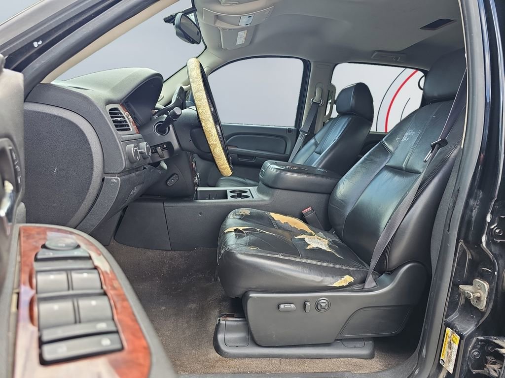 Used 2008 Chevrolet Silverado 2500 LTZ w/ Suspension Package, Off-Road AWD/4WD image 8