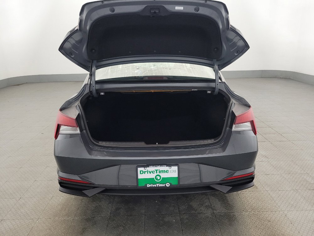 Used 2023 Hyundai Elantra SEL w/ Convenience Package FWD image 29