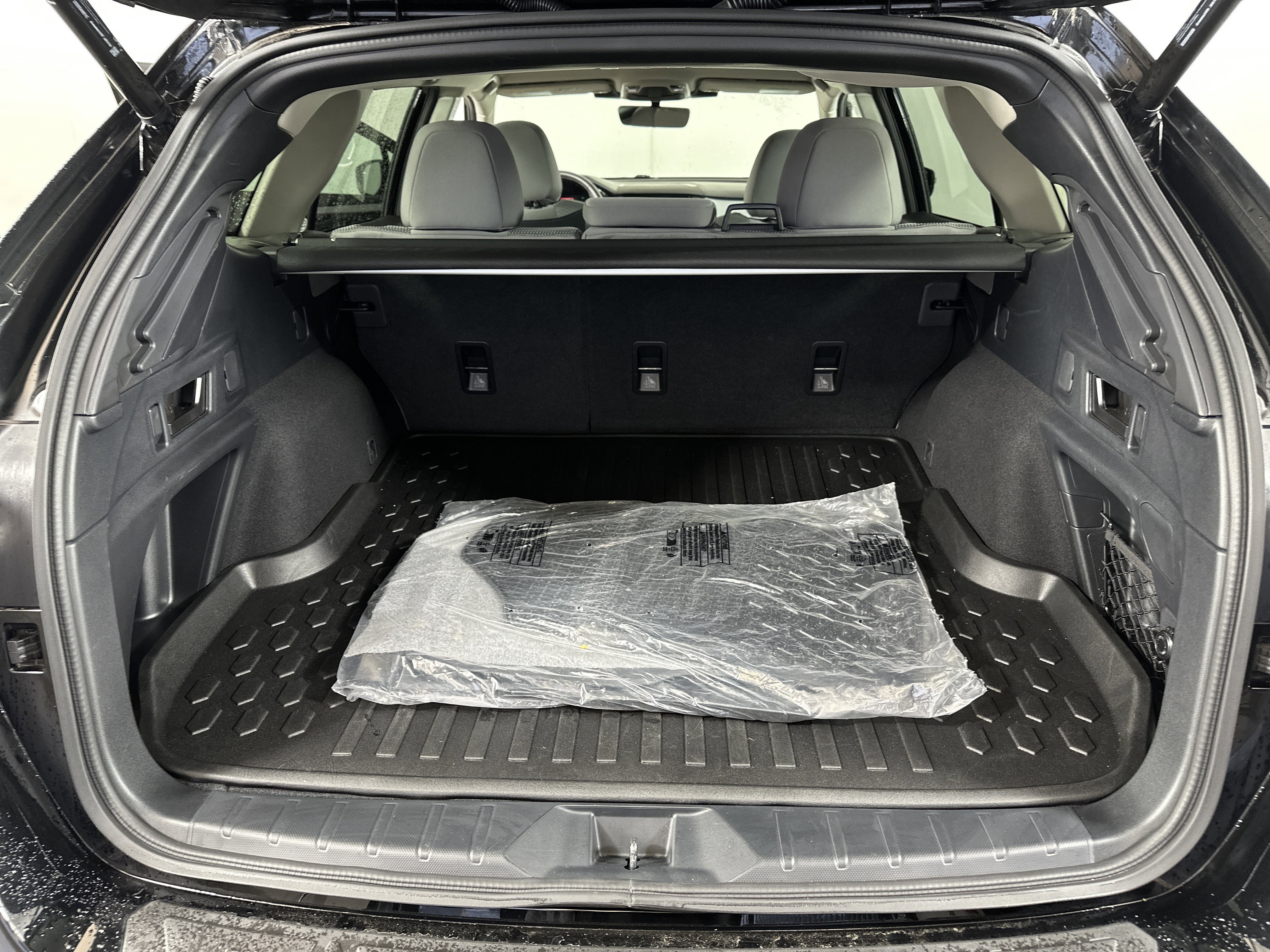 Used 2025 Subaru Outback Premium w/ Popular Package #1A image 14