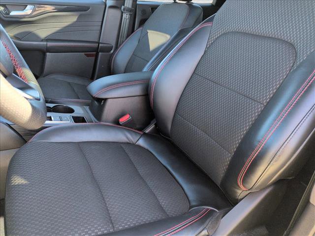 Certified 2023 Ford Escape ST-Line Select w/ Tech Pack #2 image 16