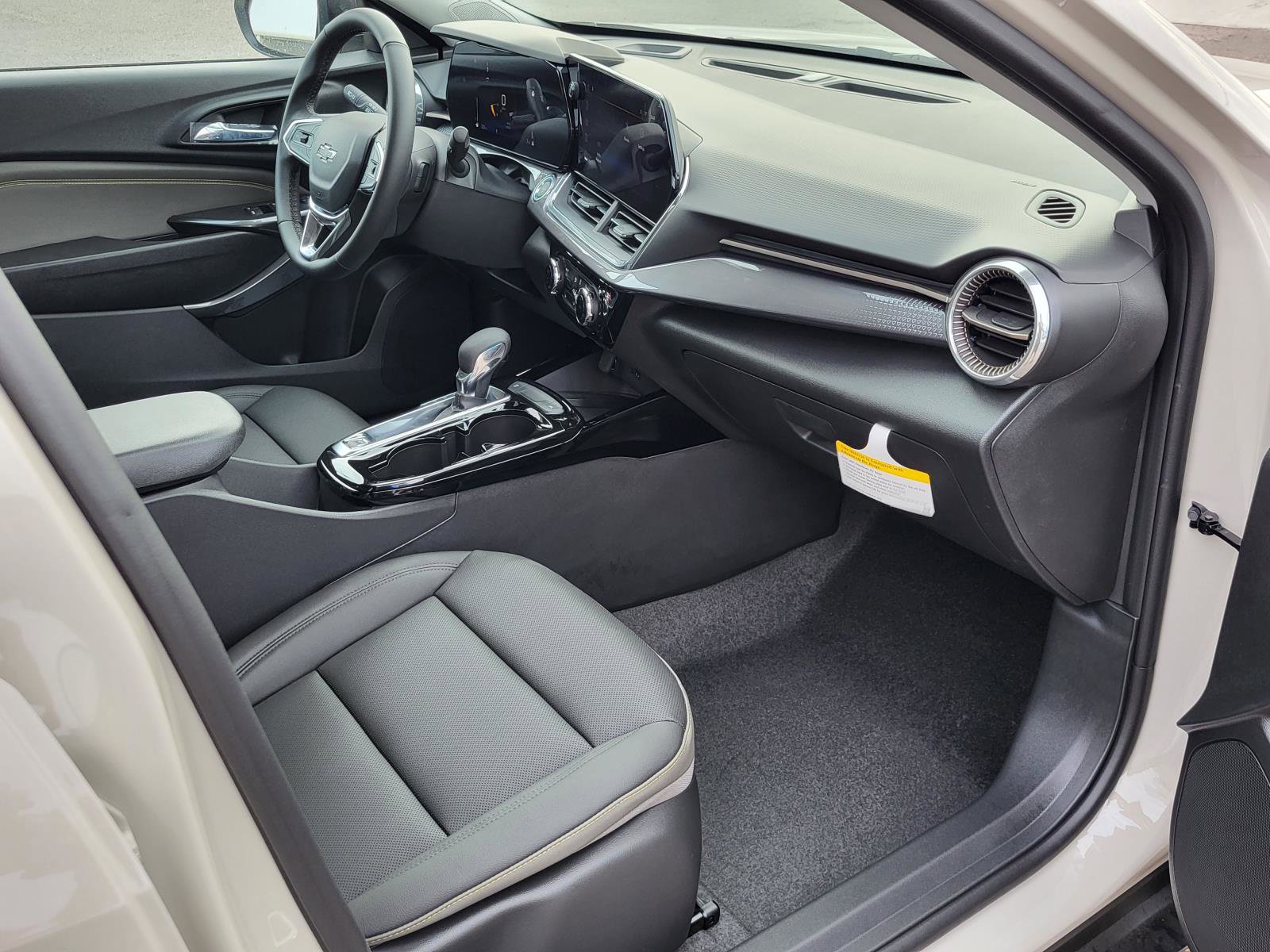 New 2026 Chevrolet Trax ACTIV image 9